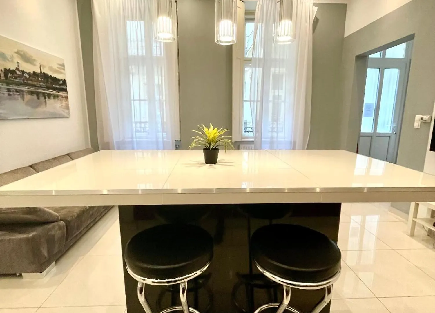 Amazing Swedish 3 Rooms Apartment In The City Center 布达佩斯