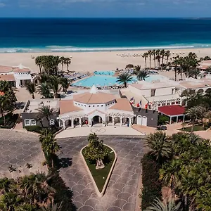 https://voi-praia-de-chaves-resort.cape-verdehotels.com