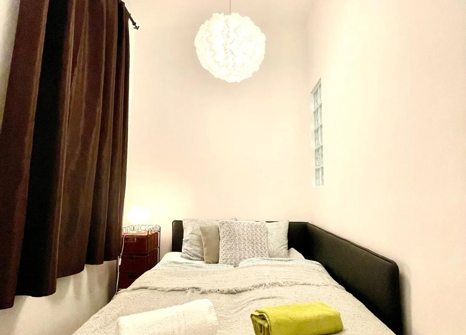 Amazing Swedish 3 Rooms Apartment In The City Center Budapest