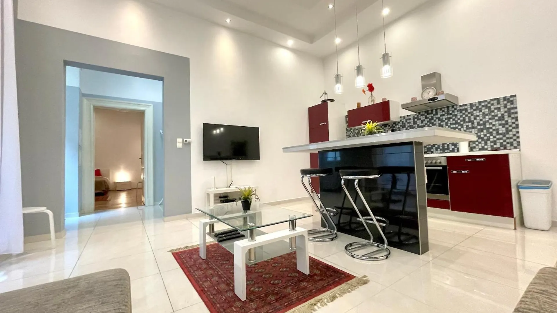 Amazing Swedish 3 Rooms Apartment In The City Center Budapest